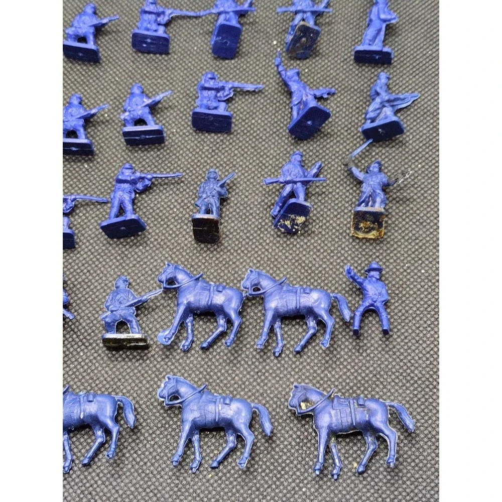 (36) Civil War Miniatures 1/72 Scale